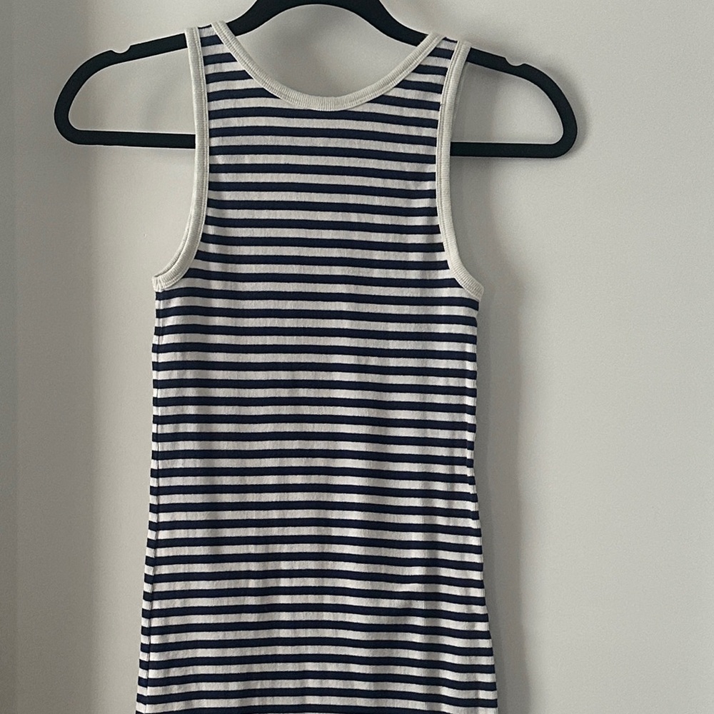 Gap Women's Striped and Gray Tank Top Bundle - Picture 7 of 9